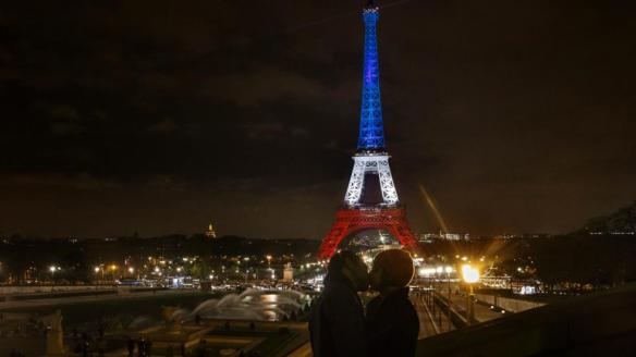 Torre-Eiffel1_Beso