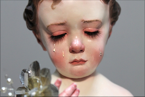 Niño Jesús llorando
